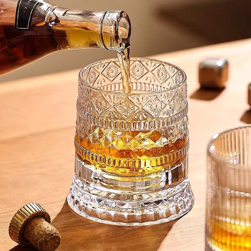 360 °   แก้ววิสกี้หมุนได้พร้อม - Old Fashioned Glass บทวิจารณ์และราคา