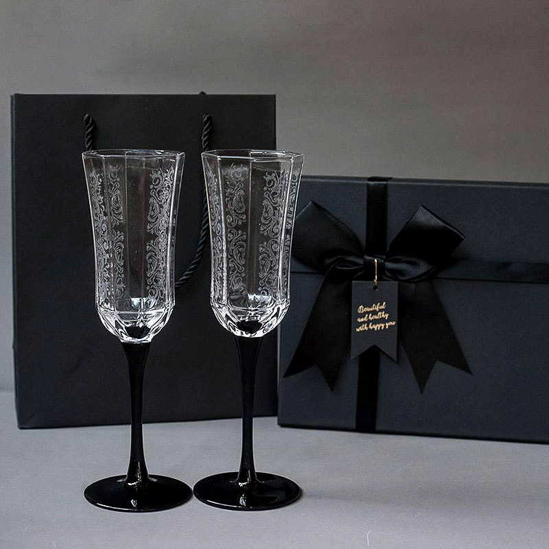 แก้วแชมเปญฝรั่งเศสวินเทจหงส์สี - Old Fashioned Glass บทวิจารณ์และราคา