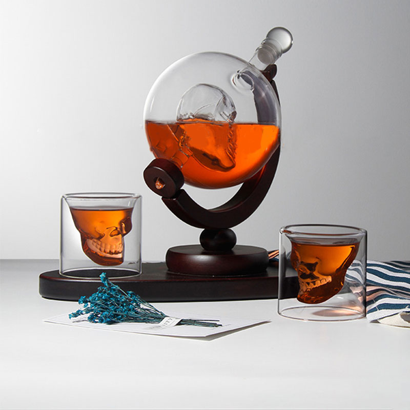 ชุดขวดเหล้าวิสกี้ทรงกระโหลกพร้ - Decanter Globe Set บทวิจารณ์และราคา